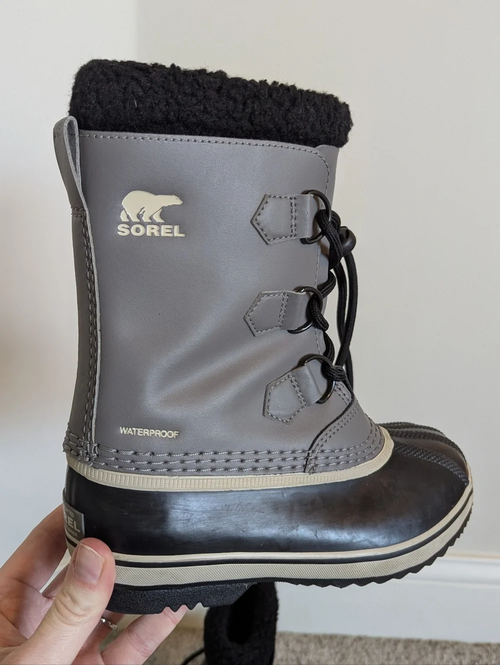 Sorel Yoot Pac TP Youth Grey Waterproof Snow Boots sz 2